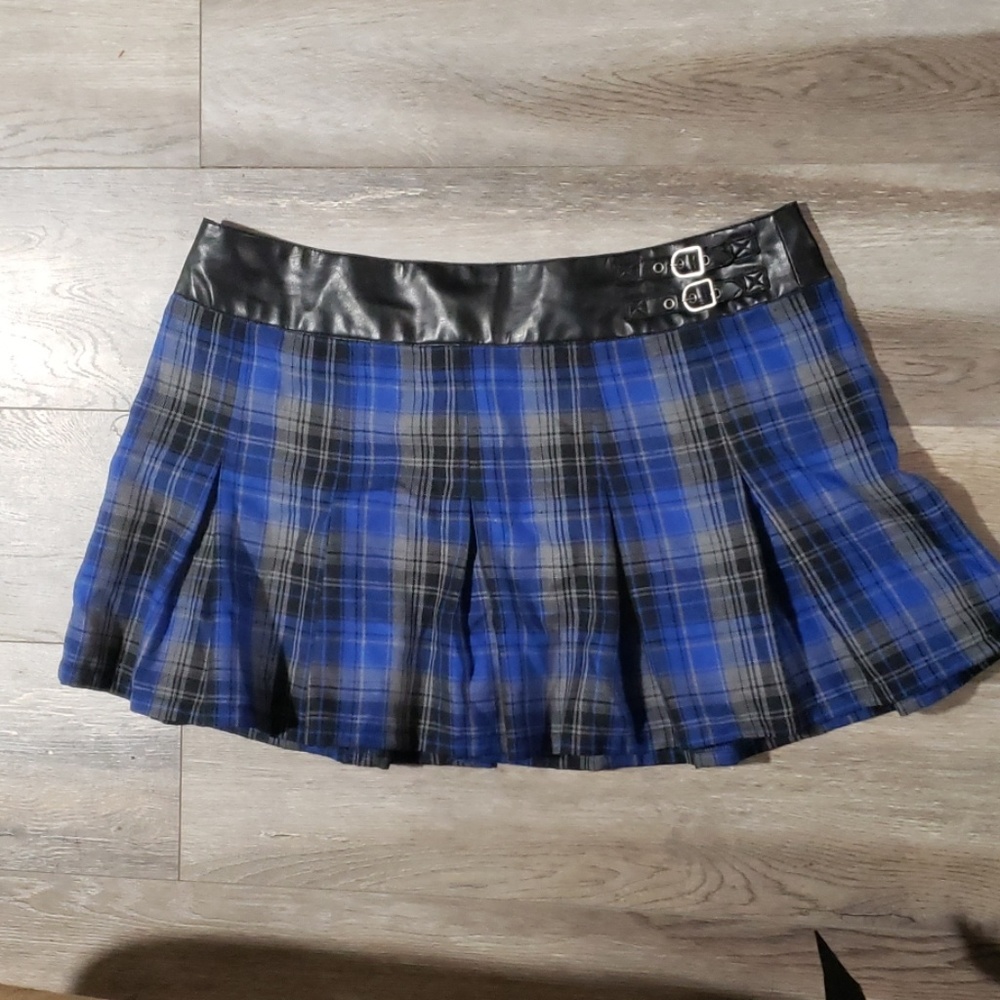 Abbey Dawn plaid skirt blue black